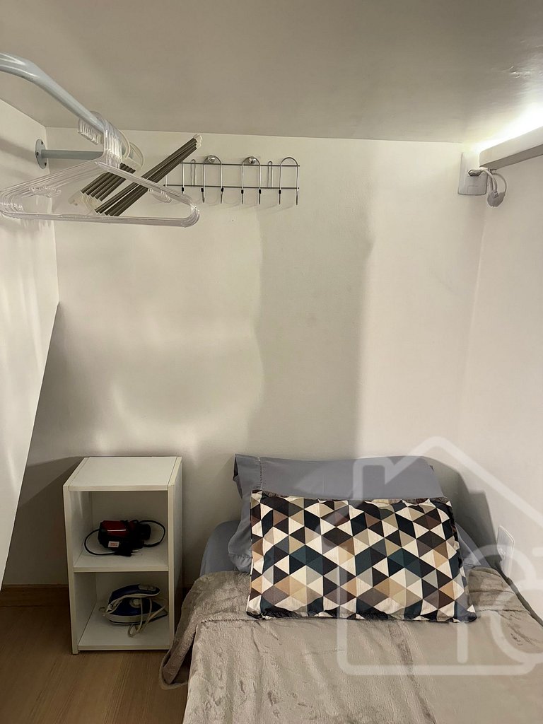 Estúdio no Centro Reformado e Decorado