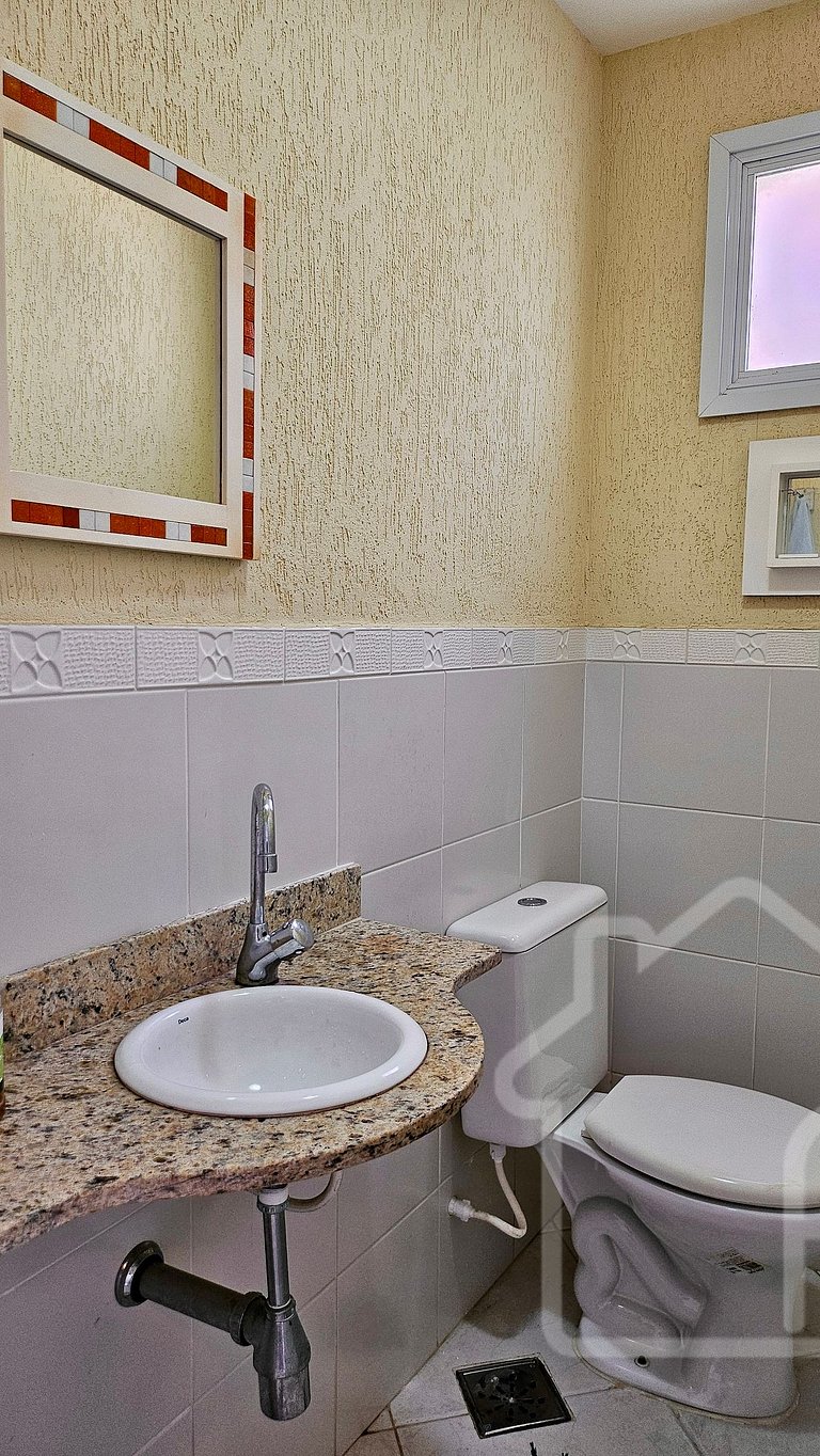 Refúgio em Búzios: Piscina, Sauna e Conforto
