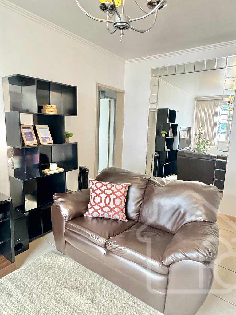 Apartamento em Olaria com piscina e playground