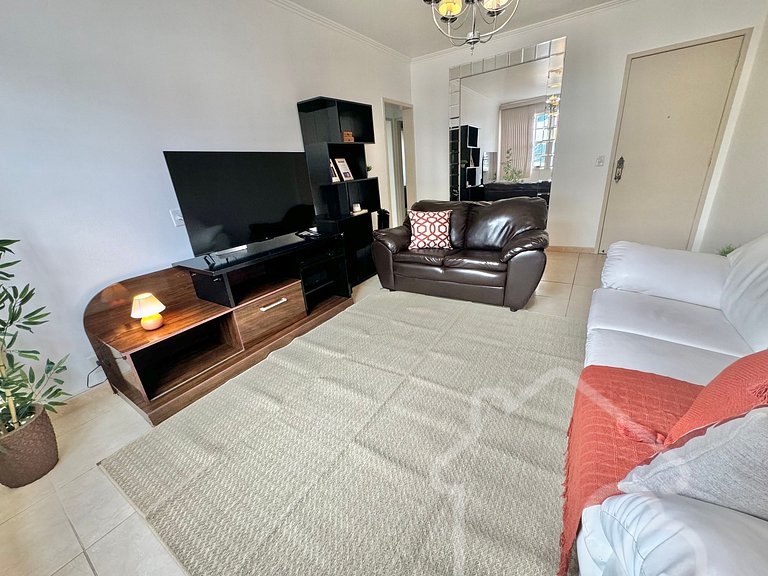 Apartamento em Olaria com piscina e playground