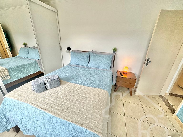 Apartamento em Olaria com piscina e playground