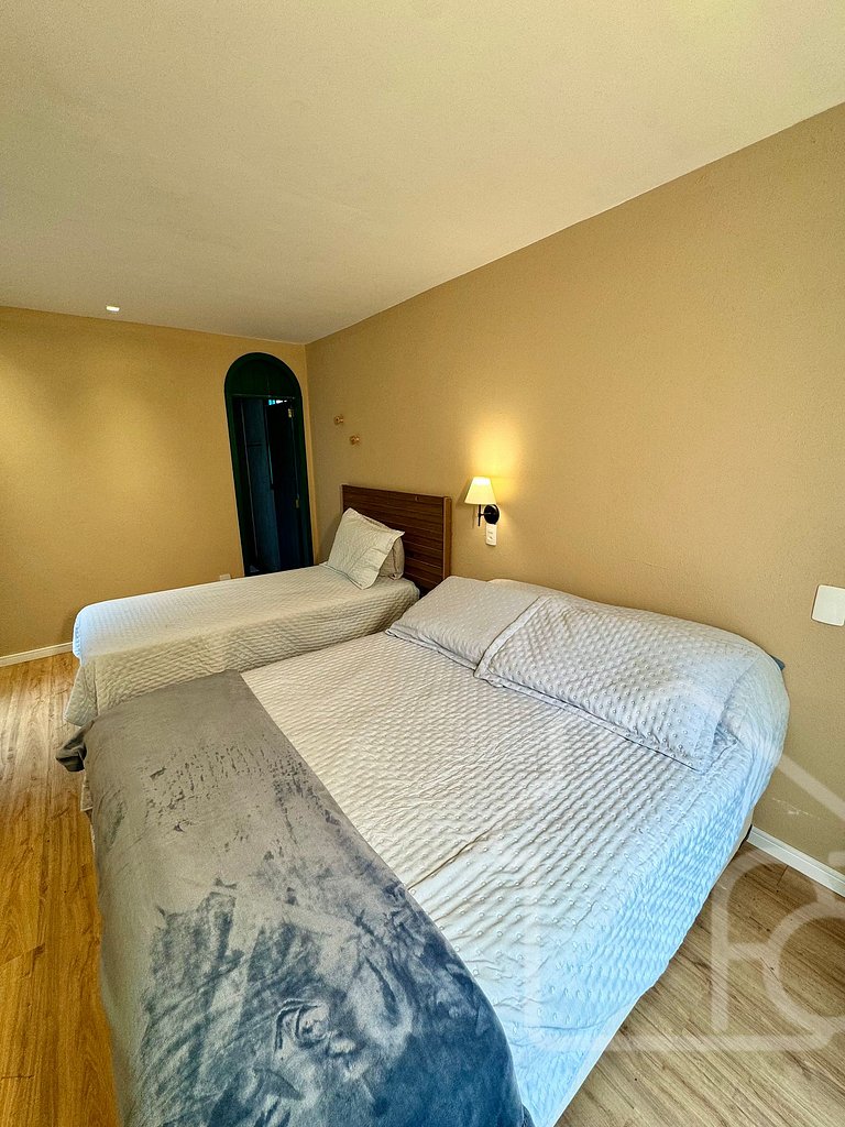 Casa com Jacuzzi e Área Gourmet em Mury