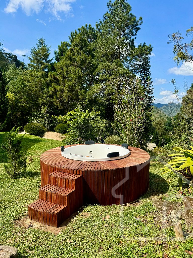 Casa com Jacuzzi e Área Gourmet em Mury
