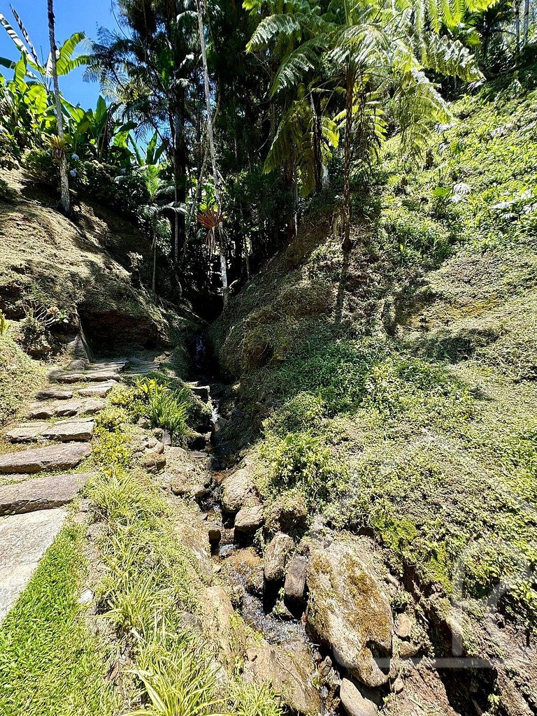 Recanto do riacho em Mury