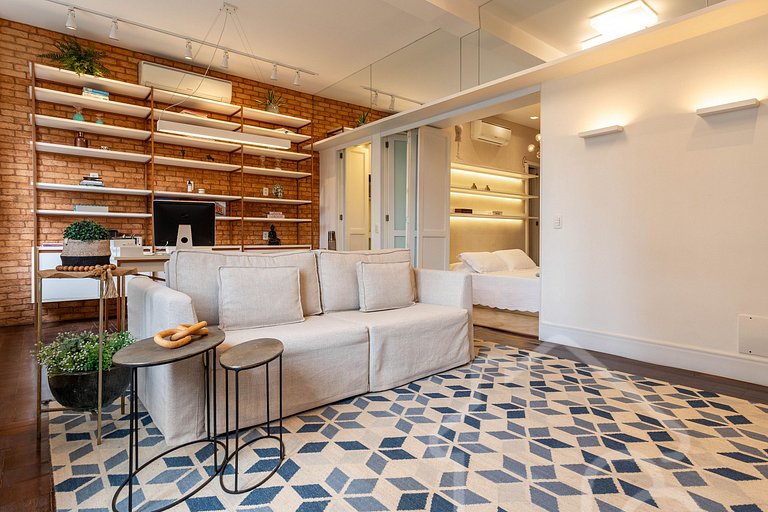 Loft design na Cinelândia • metrô ao lado + ar