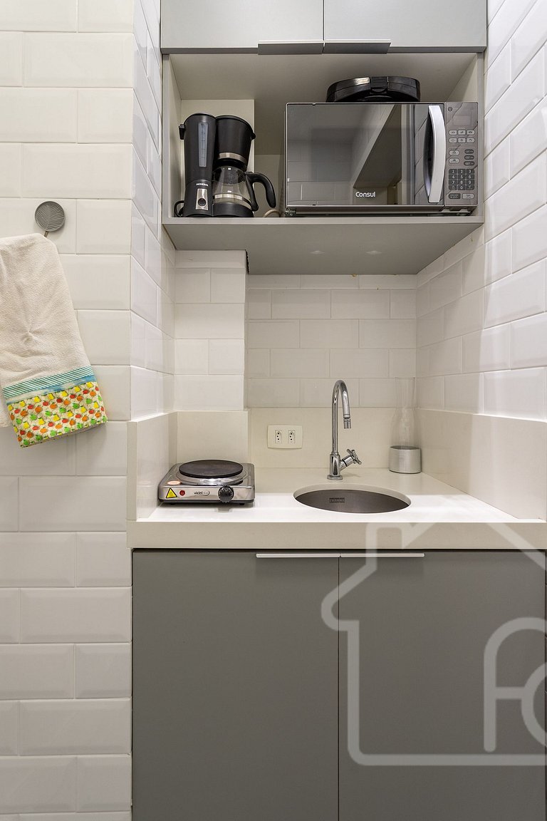 Loft design na Cinelândia • metrô ao lado + ar