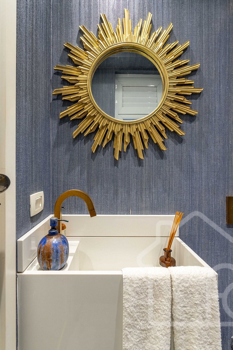 Loft design na Cinelândia • metrô ao lado + ar