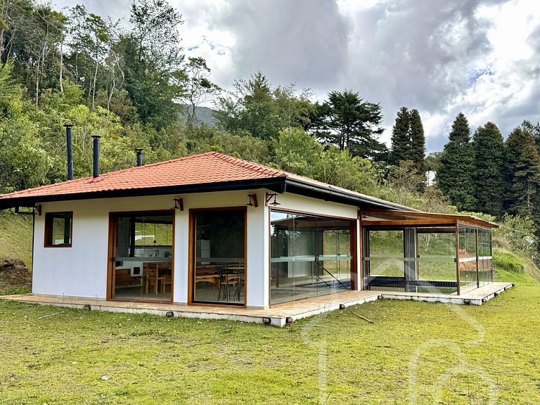 Chalé com área gourmet privativa