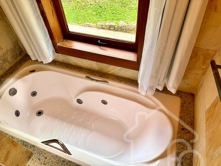 Chalé com área gourmet privativa