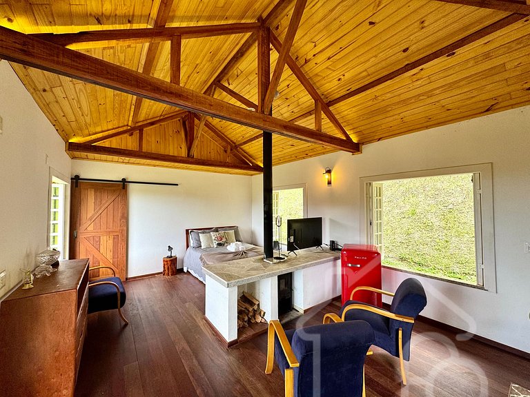 Chalé com área gourmet privativa