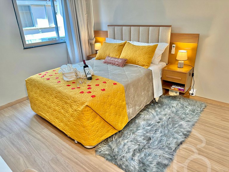 Estúdio no centro com ar-condicionado