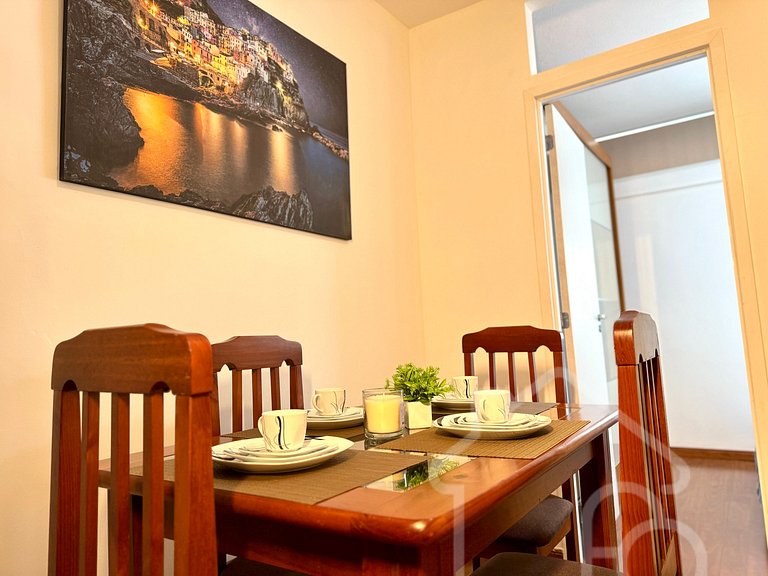 Apartamento central com ar-condicionado