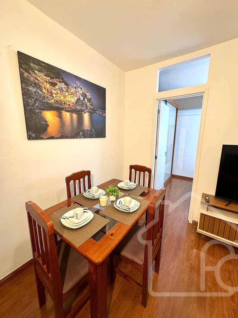 Apartamento central com ar-condicionado