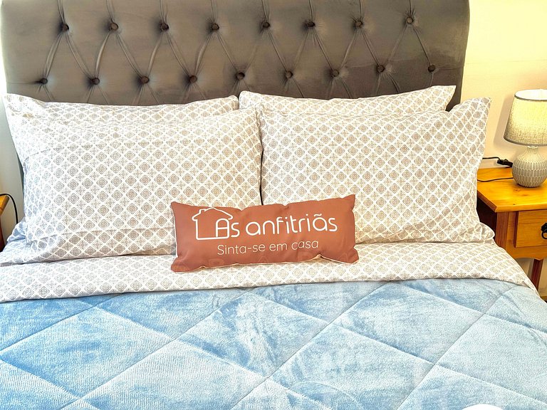 Apartamento central com ar-condicionado