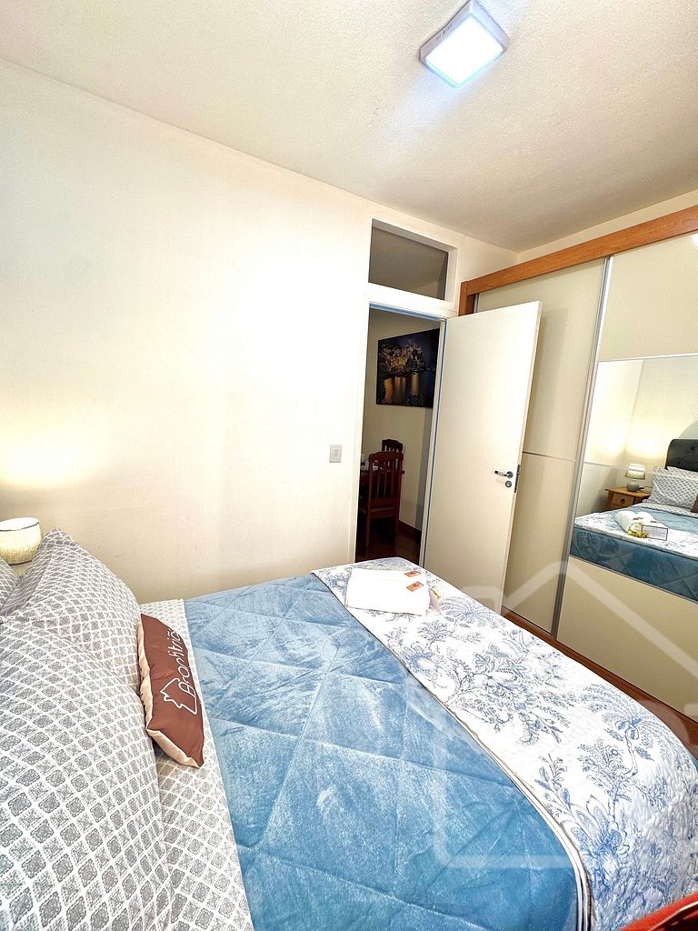 Apartamento central com ar-condicionado