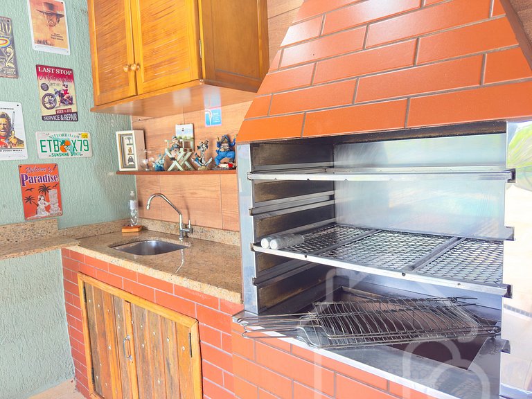 Casa nas montanhas com piscina e sauna