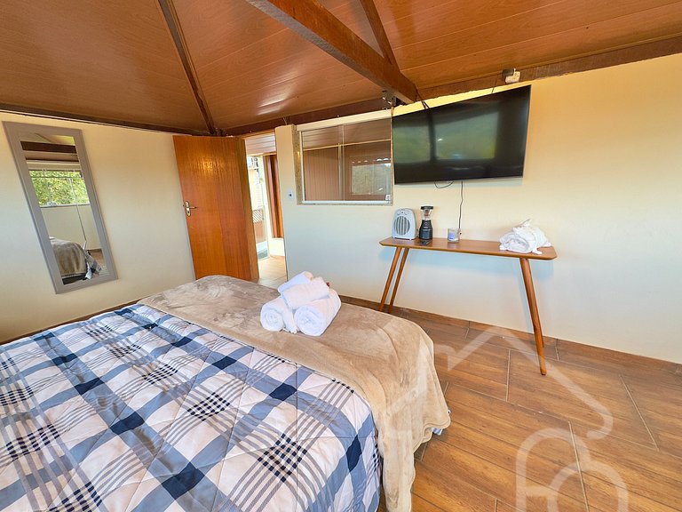 Casa nas montanhas com piscina e sauna