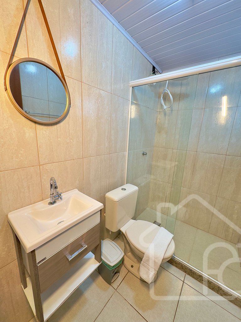 Casa nas montanhas com piscina e sauna