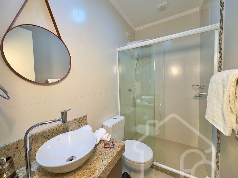 Casa nas montanhas com piscina e sauna