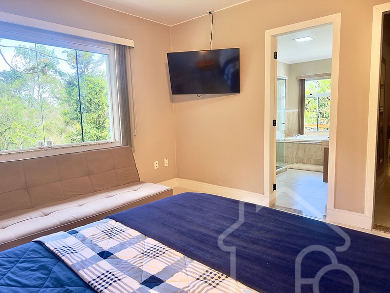 Casa nas montanhas com piscina e sauna