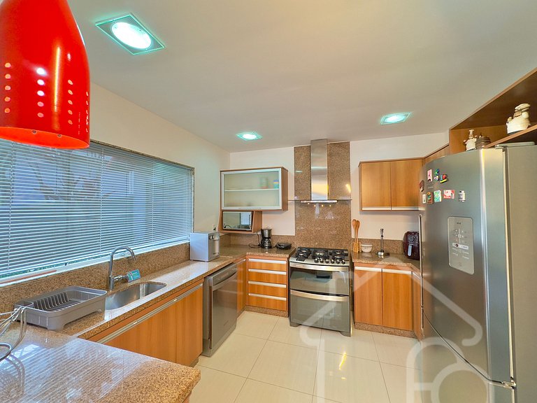 Casa nas montanhas com piscina e sauna