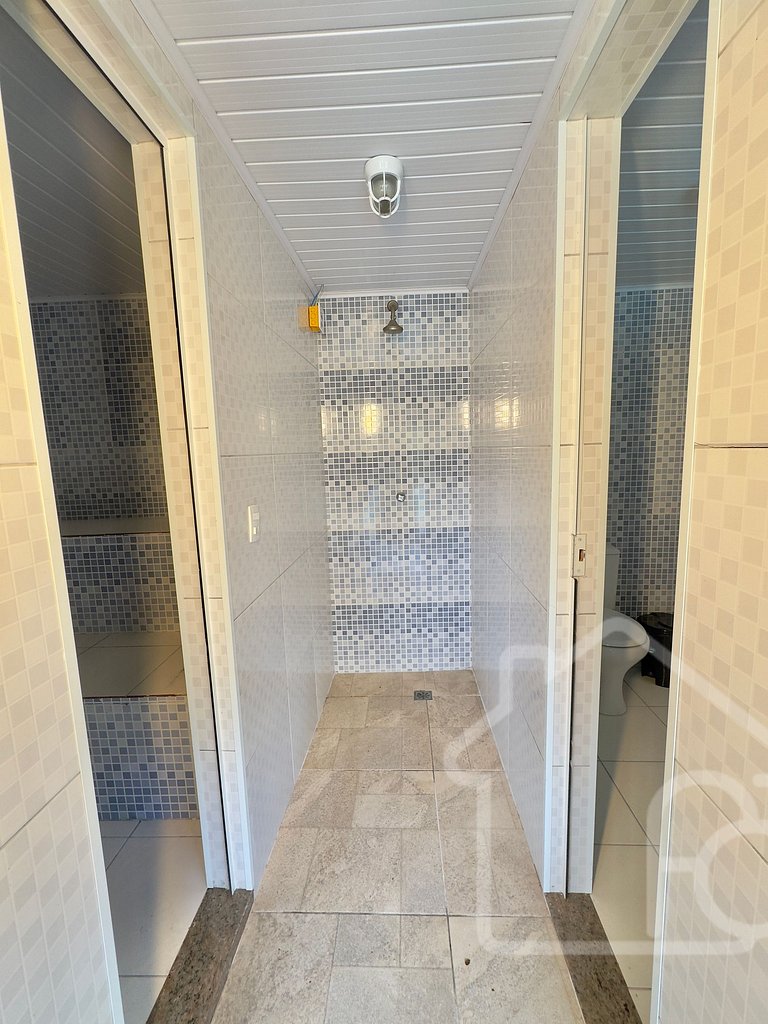 Casa nas montanhas com piscina e sauna