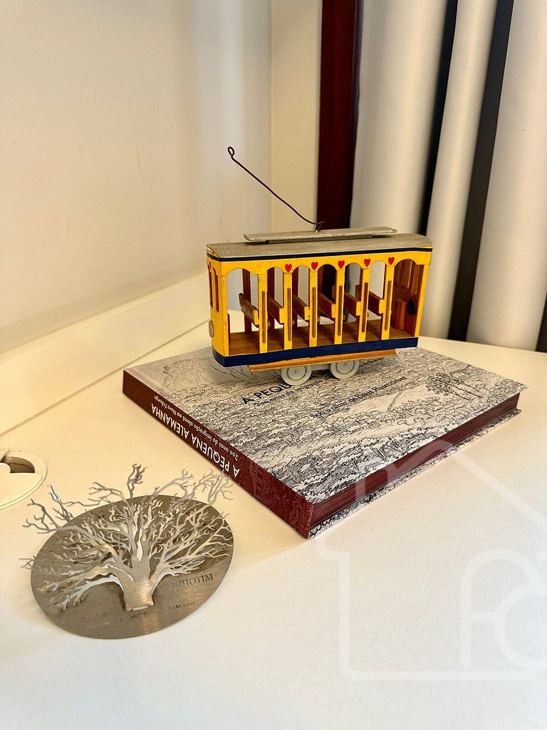 Apartamento central com piscina e playground