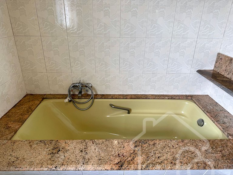 Casa Incrível com Vista para as Montanhas