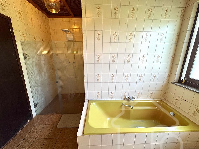 Casa Incrível com Vista para as Montanhas