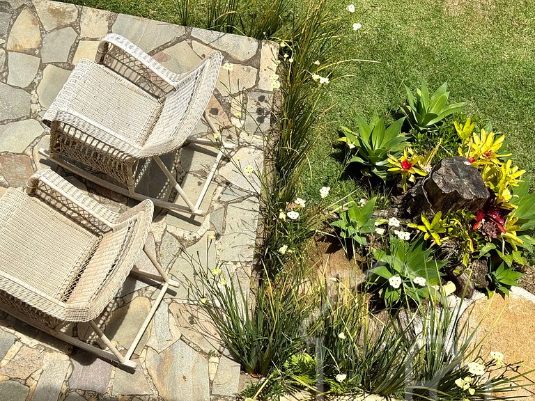 Casa Incrível com Vista para as Montanhas