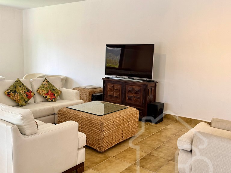 Casa Incrível com Vista para as Montanhas