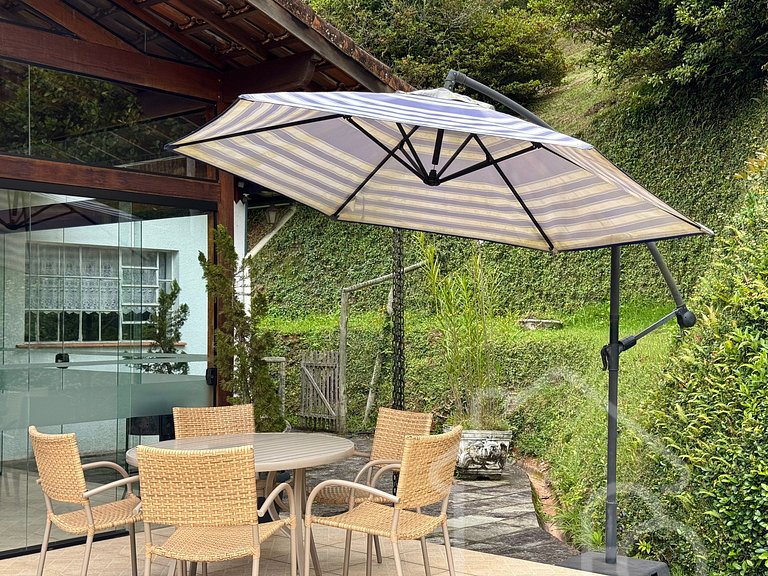 Casa com vista para as montanhas