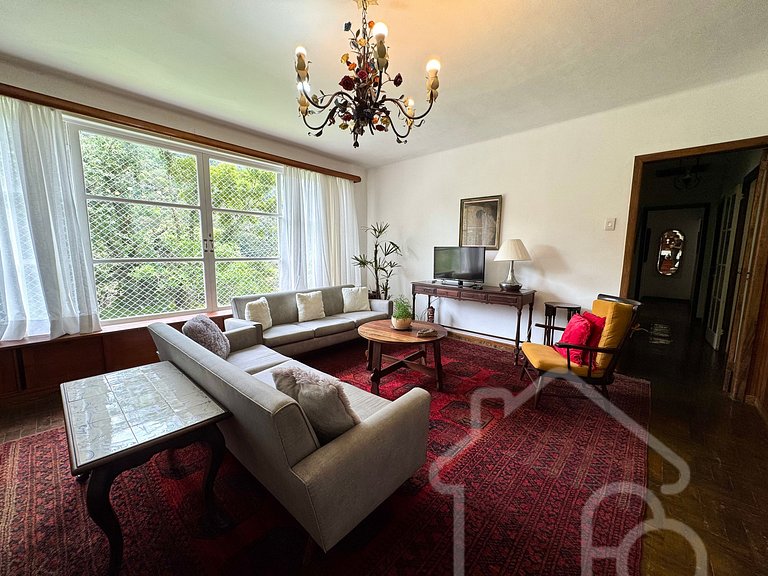 Casa com vista para as montanhas