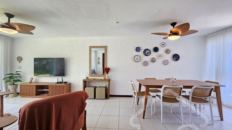 Casa com piscina em condomínio na Rasa