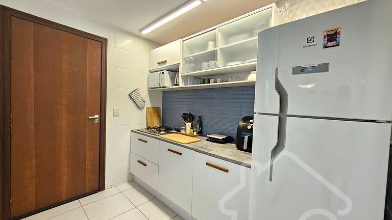 Casa com piscina em condomínio na Rasa