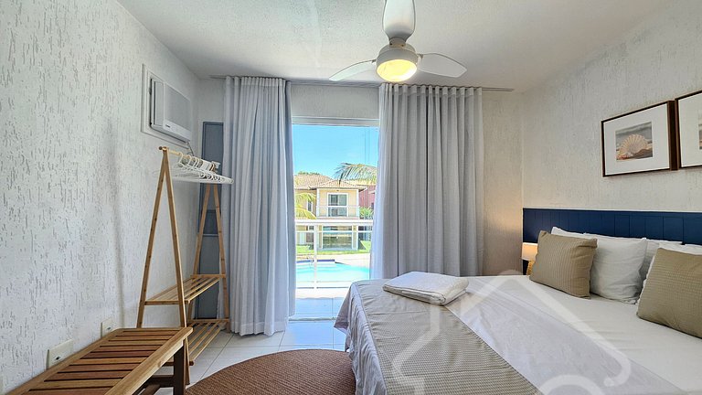 Casa com piscina em condomínio na Rasa