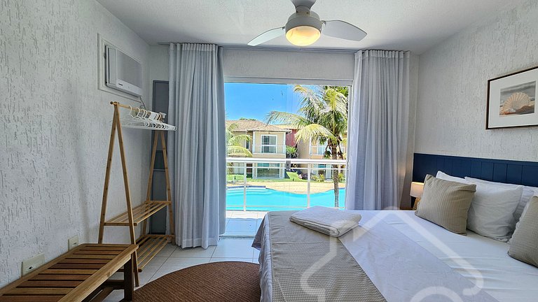 Casa com piscina em condomínio na Rasa