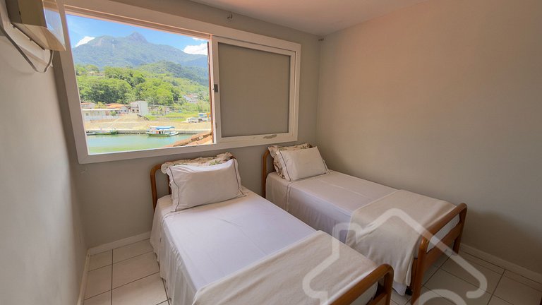 Casa de Luxo com Cais e Piscina – Angra dos Reis