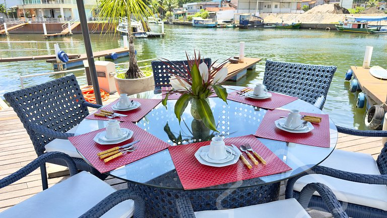 Casa de Luxo com Cais e Piscina – Angra dos Reis