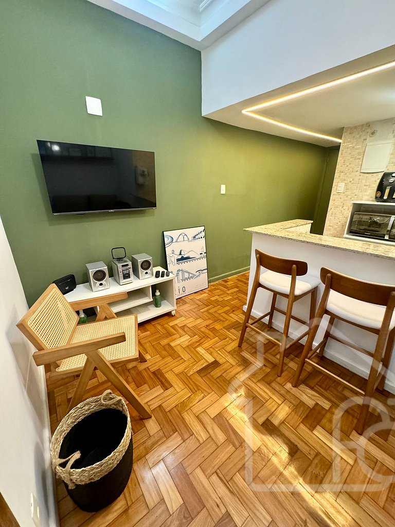 Apto Reformado em Copacabana