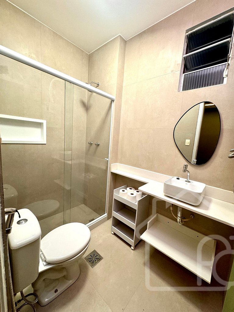 Apto Reformado em Copacabana