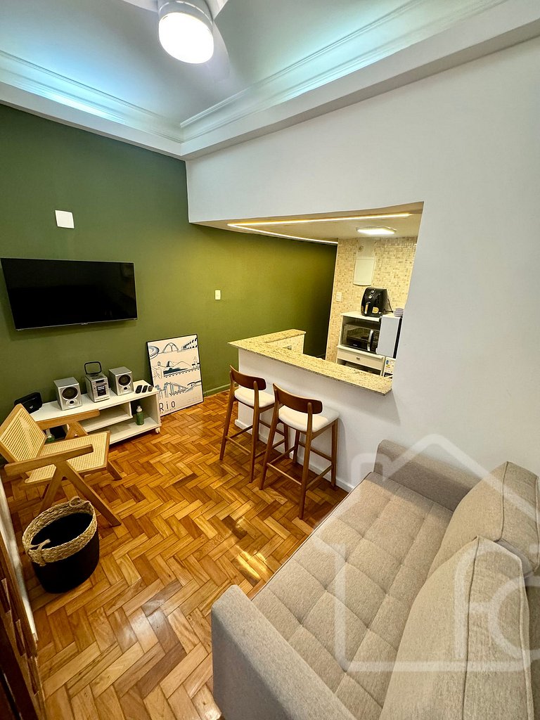 Apto Reformado em Copacabana