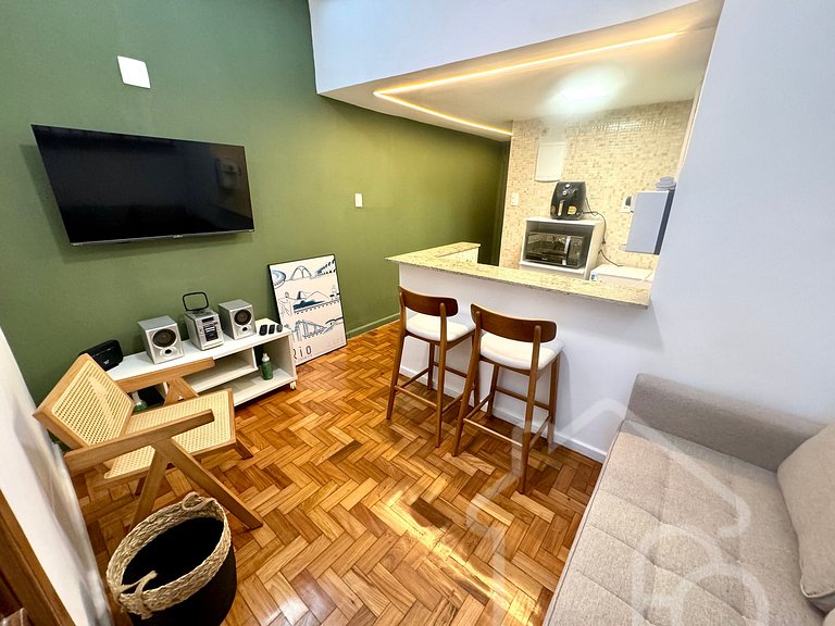 Apto Reformado em Copacabana