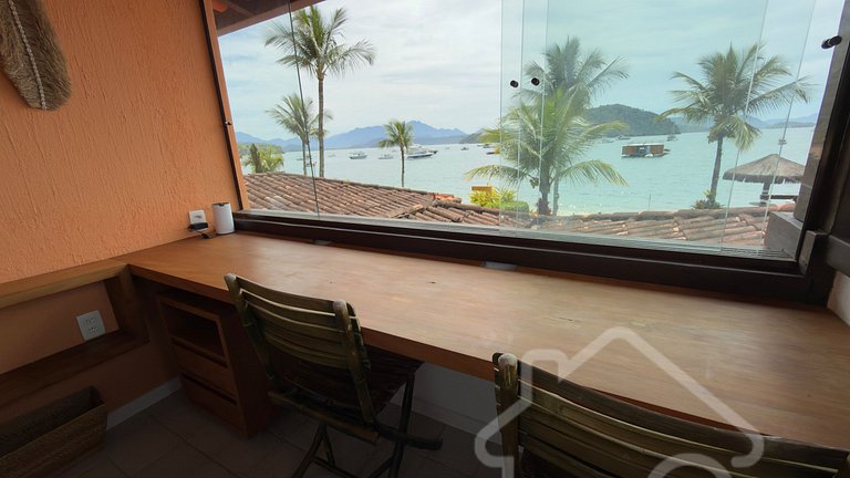 Cobertura de Luxo Pé na Areia em Angra