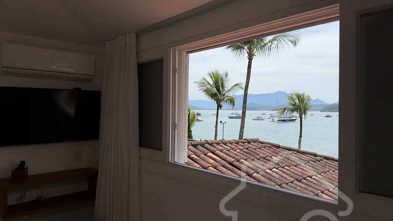 Cobertura de Luxo Pé na Areia em Angra