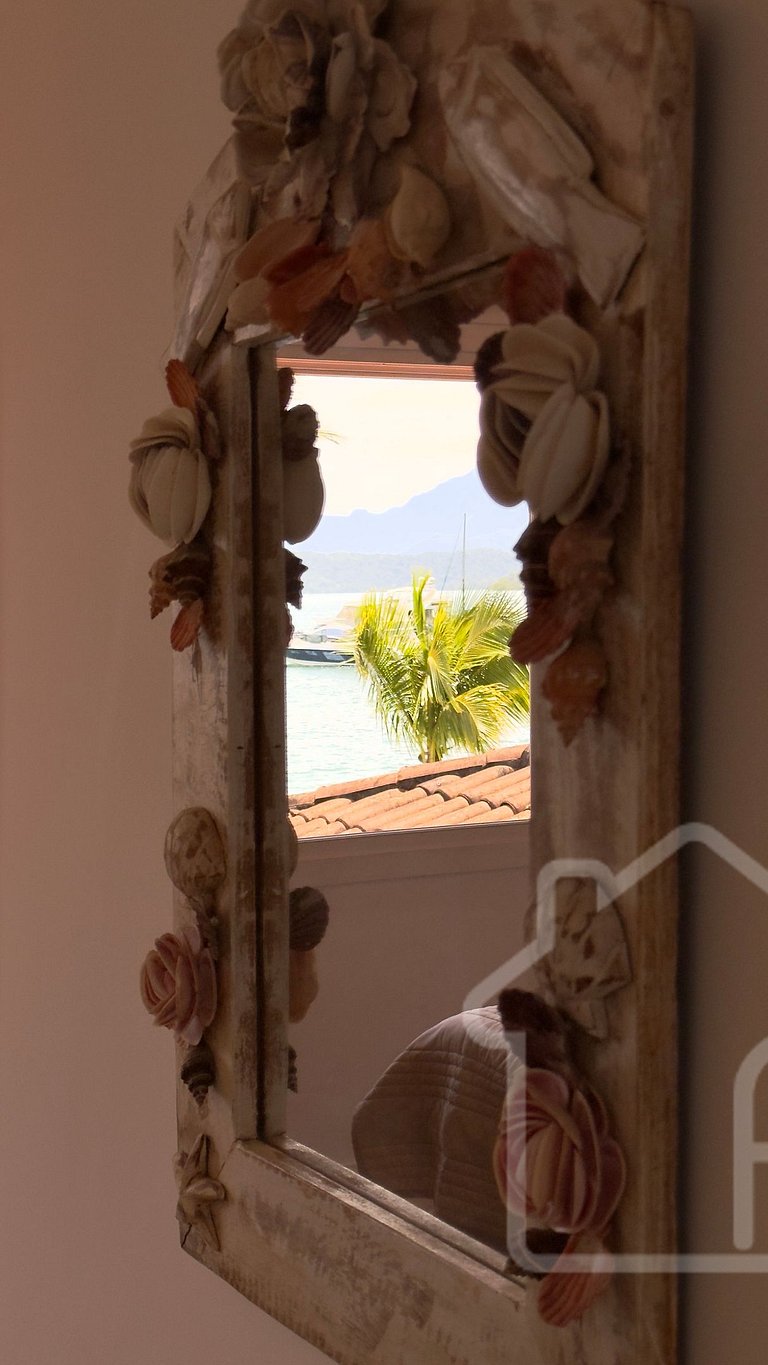 Cobertura de Luxo Pé na Areia em Angra