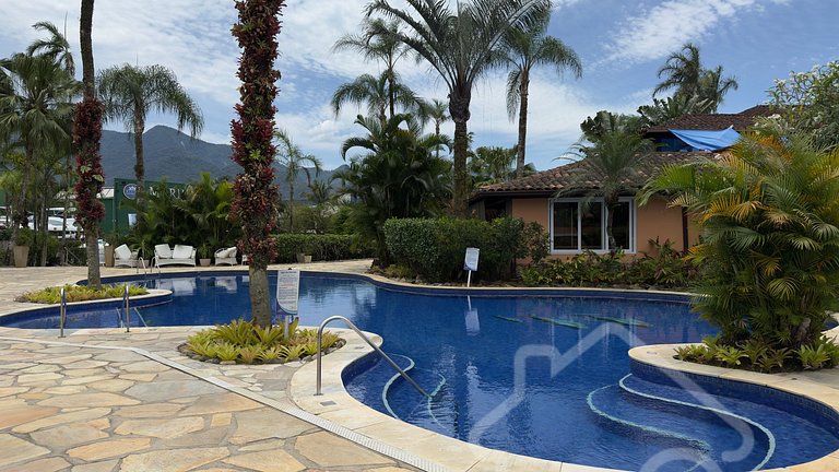 Cobertura de Luxo Pé na Areia em Angra