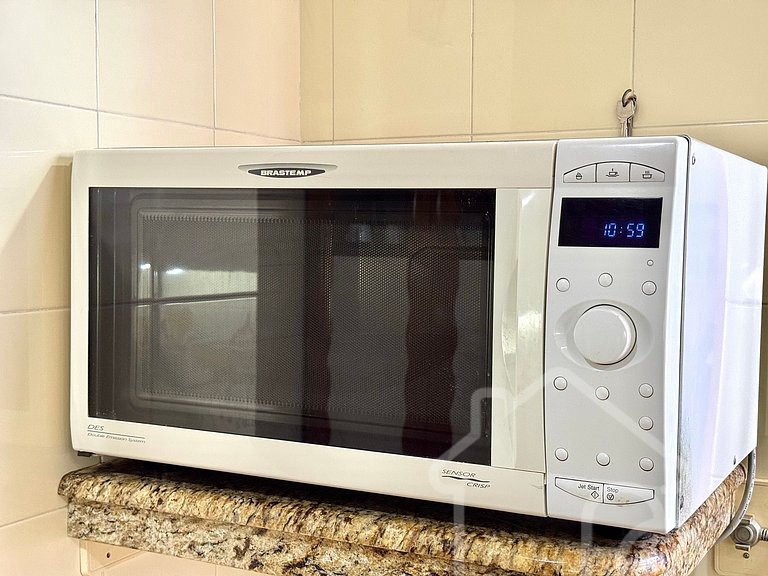 Casa com piscina no Vale dos Pinheiros