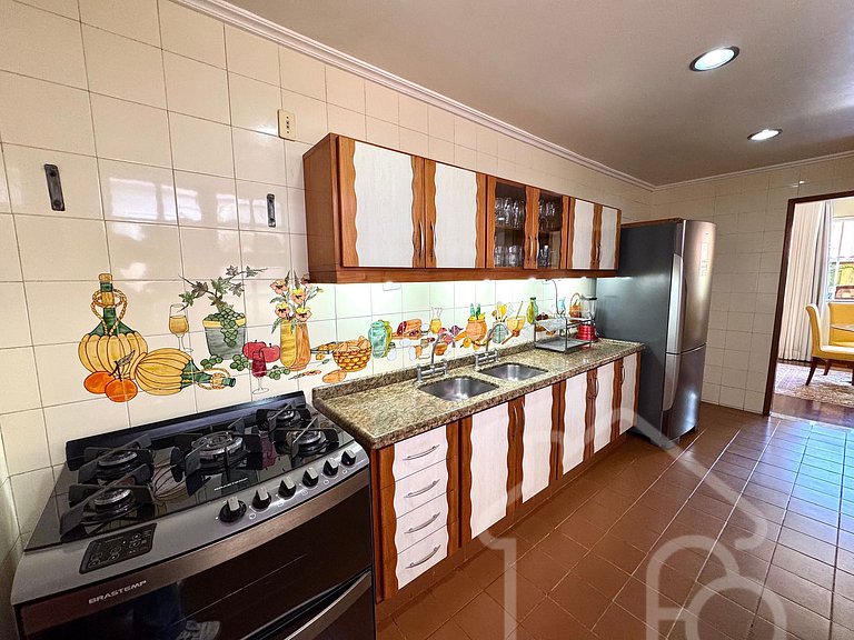 Casa com piscina no Vale dos Pinheiros