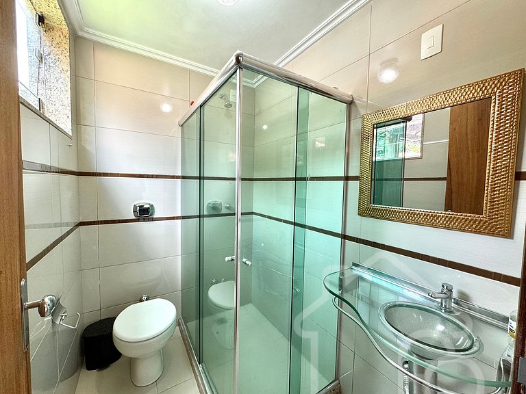 Casa com piscina no Vale dos Pinheiros